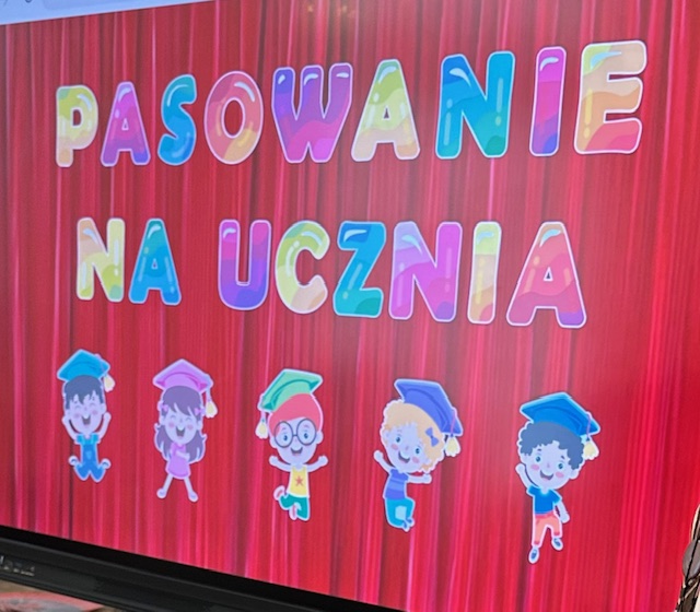 Pasowanie na ucznia 1a i 1b pani Kasi Chmielowiec
